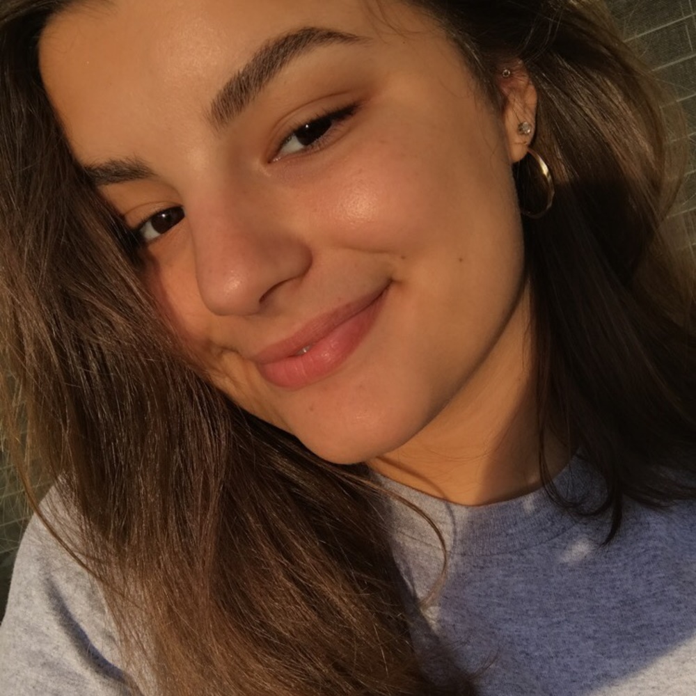 Meet your Posher, Julia